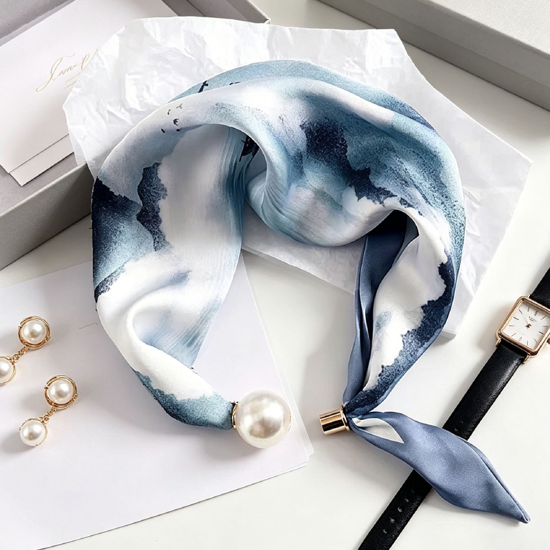 New Paisley Prints Pearl Tail  - Ascot Neck Scarf 评论和价格